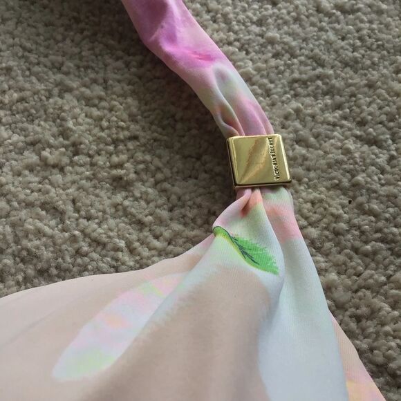 RARE 2014 Victoria’s Secret Floral Halter One-Piece Swimsuit - Picture 3 of 5